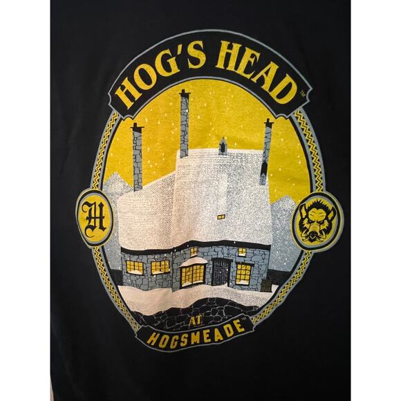 Universal Studios Exclusive Fantastic Beasts L Hogsmeade Hog's Head T-Shirt Navy - Picture 5 of 6